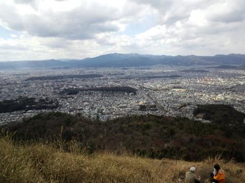 火床の下に広がる風景はミニチュアの様