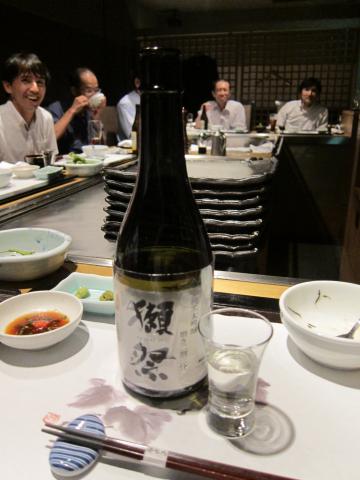 RORYさんの秘蔵っ子、獺祭　磨き二割三分　うまい！と皆で唸る。