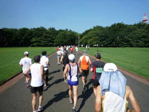 ラスト500mくらは全く日陰がない
ここが一番キツイねと話しているランナーもいた