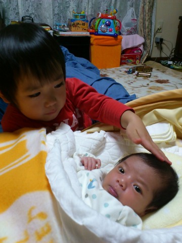 なんとなくそんなお兄ちゃんの思いが出ているような１枚です．