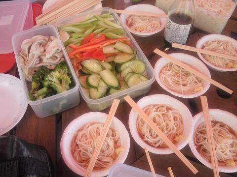 そうめん・野菜サラダ&豚しゃぶ)^o^(