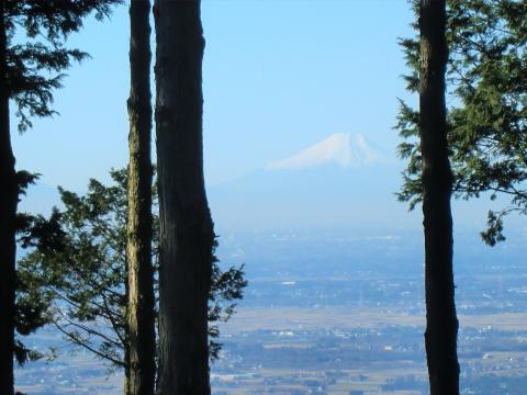 筑波山から見た富士山。これ以上ない晴天で最高のトレラン日和。