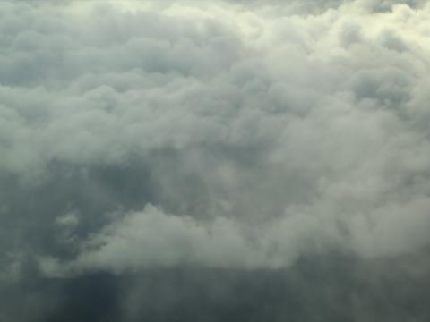 でも、あっという間に雲海に包まれる