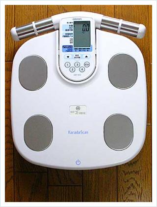 OMRON KARADA Scan購入