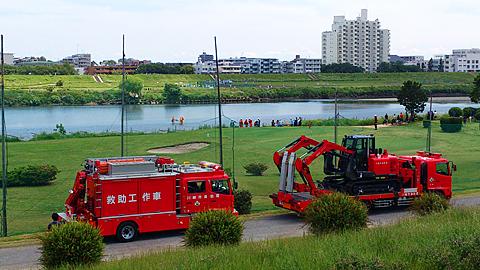 多摩川で事件