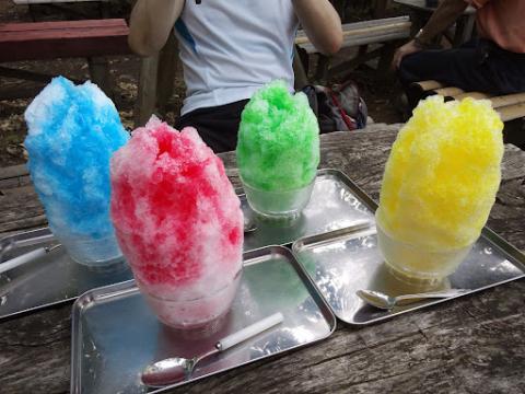 調度4人だったので4色のトラベルカラー(byビリちゃん)。私はもちろんトラベルイエローです(^^)