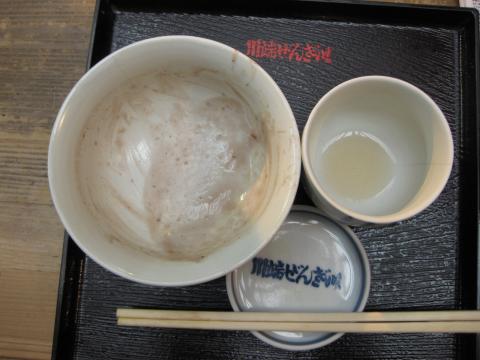 ぜんざい完食!　あんこ好きにはたまらない、甘さ控えめの粒あんが胃の腑にしみわたりました♪