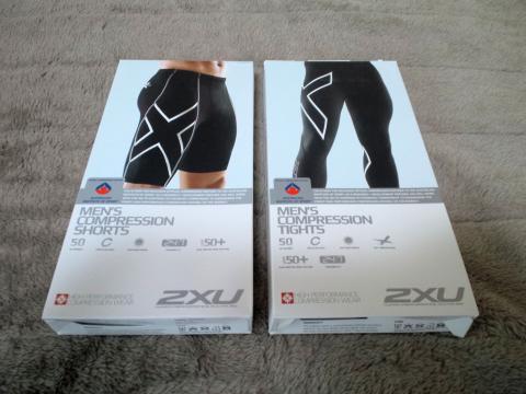 ご褒美リスト vol.4 ｢2XU COMPRESSION TIGHTS｣継続4ヶ月記念として憧れのピチパンをついに購入｡ ロングとハーフの2種類と写真にはありませんが専用の洗濯ネットも購入しました(笑) サーマルタイプのものと迷いましたが､とりあえずこの2種類で様子見して良かったら買い足そうかと思います｡