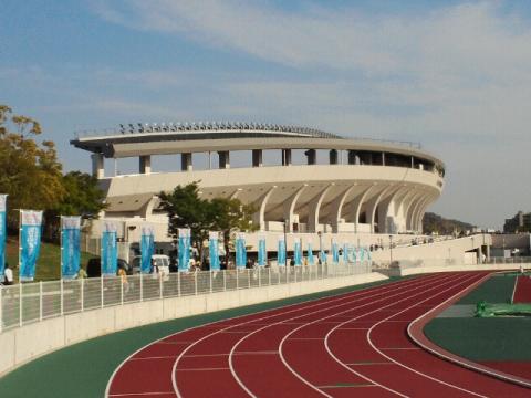 今回の舞台､長良川競技場(岐阜メモリアルセンター)