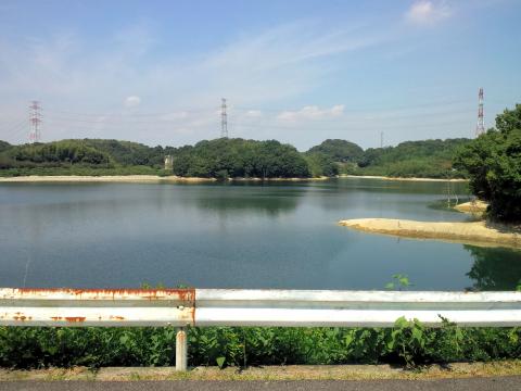 2.6km付近(2/2)
左を向くとこんな感じです。 うまく表現できませんが、実際はもっと綺麗です。