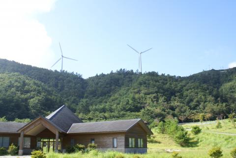 風力発電の風車、大きいです