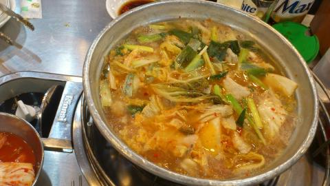 煮込むとこうなる
だしが出ていて美味そう!