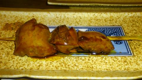 西新宿今井屋本店
比内地鶏の白ホルモン
フォアグラのようなまろやかさで、とろけそうでした♪