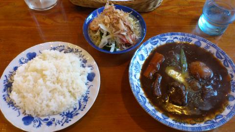 ビーフシチューがとろけるような美味しさ♪