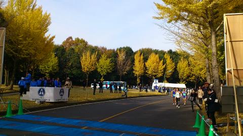 スタート15分前
筑波大学ってキレイなのね
この時は全然目に入らなかった・・・
