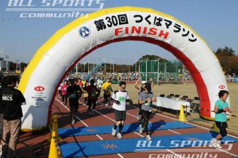 もうちょっとー!(予定通りサングラスは外しているぞー!)