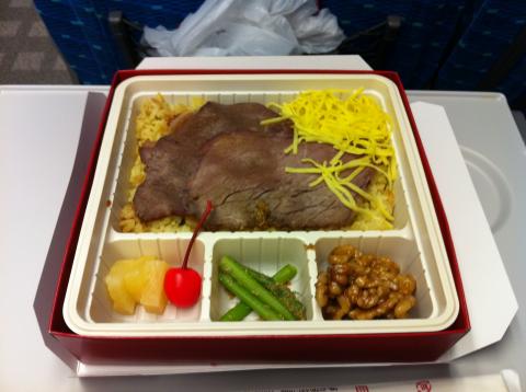 神戸の駅弁の定番「肉めし」。昔から変わらぬ味です。