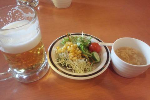 打ち上げのオードブル。美味しかった。