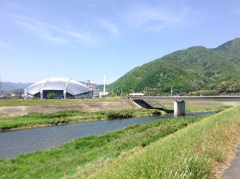 太田川上流安佐北区スポーツセンター。