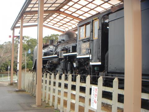 中部台公園駐車場に展示されているSL