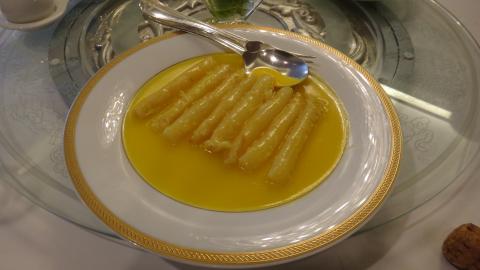 アスパラガスのレモンソース煮 レモンソースがとても美味しい