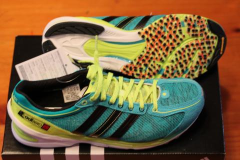 adizero Takumi Ren　が届きました～！練ですが、これで東京マラソンを戦います