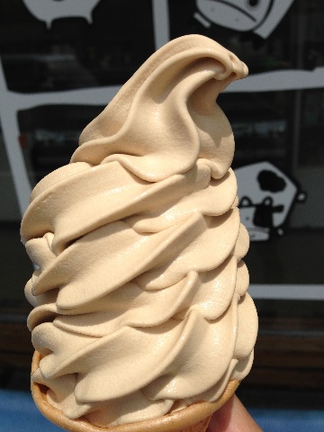 飯田牧場のソフトクリーム。 次はジェラートを試してみよう。
