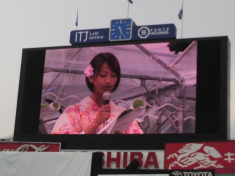 今年の司会は去年に引き続き、松村邦弘さんとテレ朝の前田アナ。
これ以降は写真撮影が禁止になります。