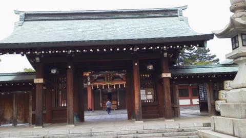 今治城の神社で、完走できたことの感謝のお参り