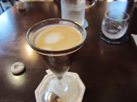 ラオスコーヒーで作ったゼリー。ちょっぴり苦くて美味しい☆お甘も食べて大満足!!