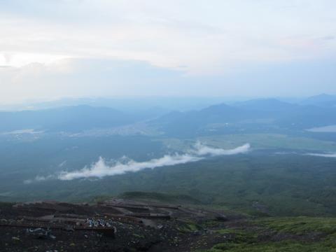 湖がだんだん小さく。。。