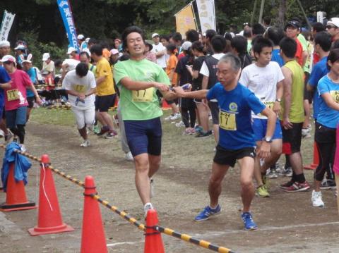 タスキ渡しは熱いですね!