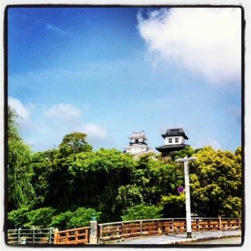 大手門付近からの掛川城