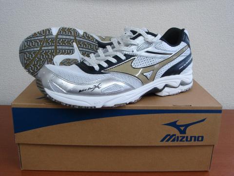 MIZUNO WAVE IDATEN X3