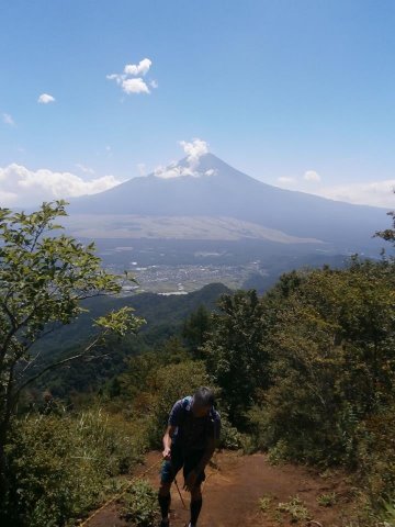 灼熱の高座山
