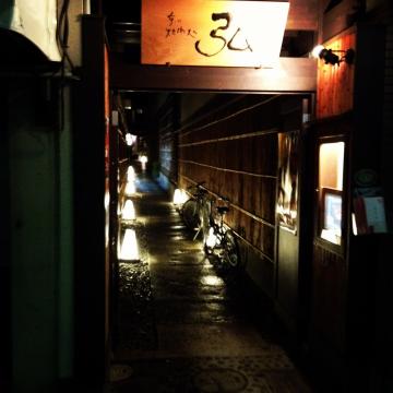 鴨川沿いの「弘」風情がある焼肉屋さん