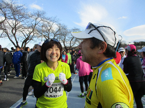 僕のラン友です。’12・1・29に初めて会い、今年のいわきサンシャイン、そして大田原と偶然の再会、再々会、そして相馬野馬追の里で再々々会、また何処の大会で会えるか楽しみです。