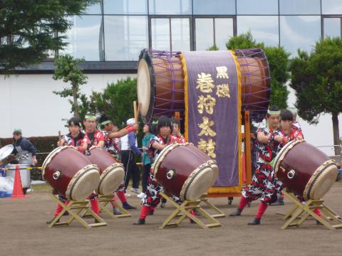 太鼓の応援
太鼓の音を聴くと胸が高鳴る。