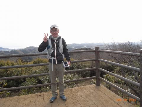 六国見山の頂。ここまで結構迷ってしまいました。