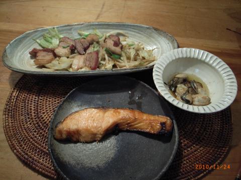 損傷した筋肉の修復に高たんぱく質食を。
