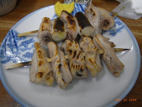 こぶくろ、ガツの塩焼き。コリコリでおいしい。
