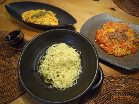 夕食は炭水化物しか受け付けないようになっていました。肉も魚も野菜も見るだけで吐き気がしたので、3種類のパスタを作ってもらってほとんど一人で食べちゃった。