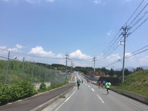 天気は良かったものの富士山は隠れていました。