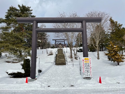 最初はテクノパーク内の澄丘神社。