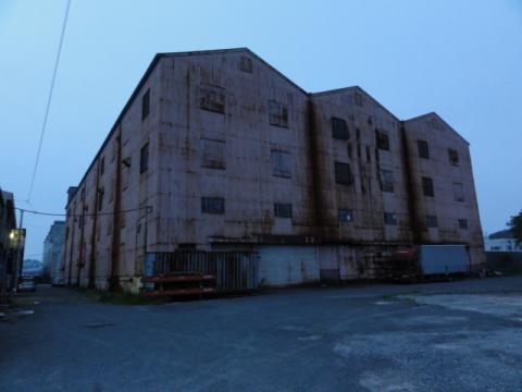 長浦の倉庫
こういう建物好きなんです。