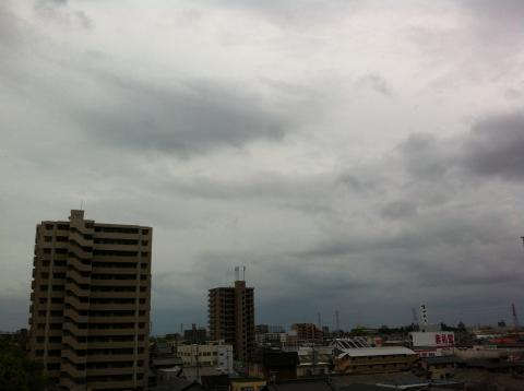 走り終わったら天気が怪しい。。。