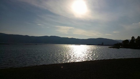 諏訪湖１周は１６キロ