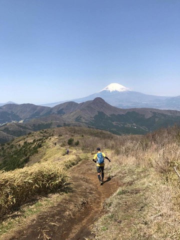 颯爽と・・と言いたいところだが昨日の疲れで踏ん張りが利かず