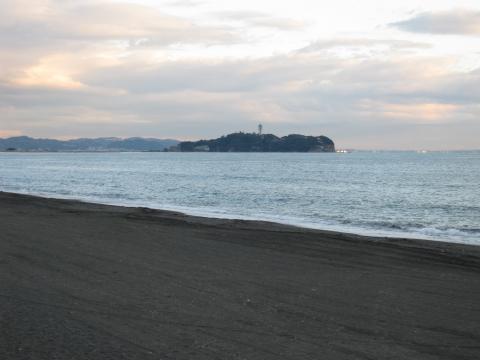 辻堂西海岸からの江の島