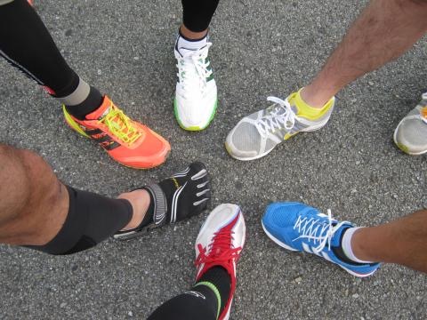 ５年前の湘南国際マラソンでデビュー　手前の赤い靴ひもがRK